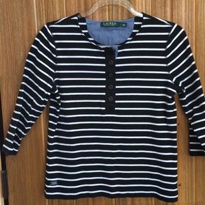 🌞Ralph Lauren top fits like medium🌞